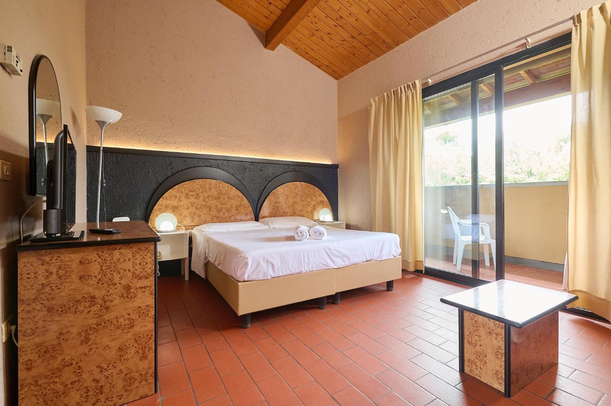 Hotel Zi Martino Castagneto Carducci Bagian luar foto